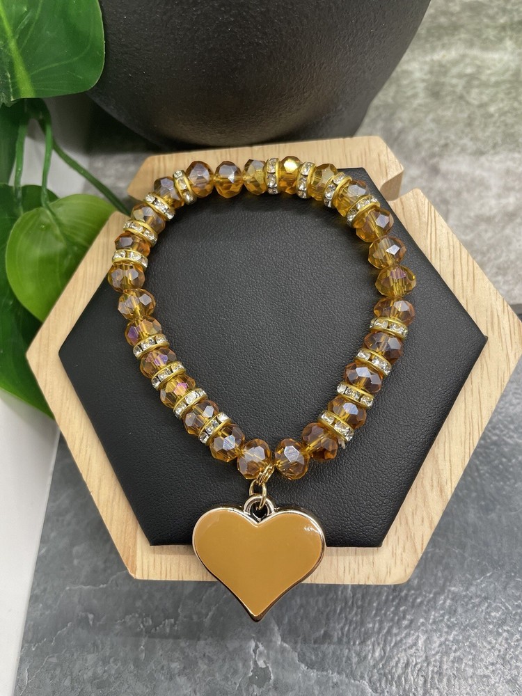 Handmade Beaded Stackable 6.5” Plus Stretch Bracelet New Heart Pendant B1189