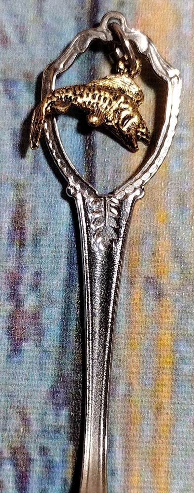 Minnesota Souvenir Spoon with Fish Pendent