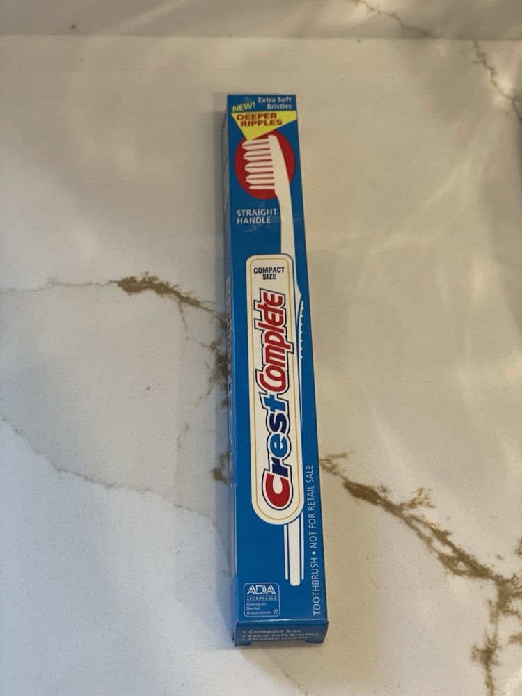 Vintage Crest Complete Extra Soft Toothbrush Compact Deeper Ripples Straight