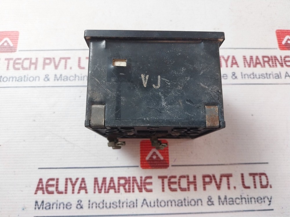 Celsa 45-55 Hz Frequency Counter meter 380V