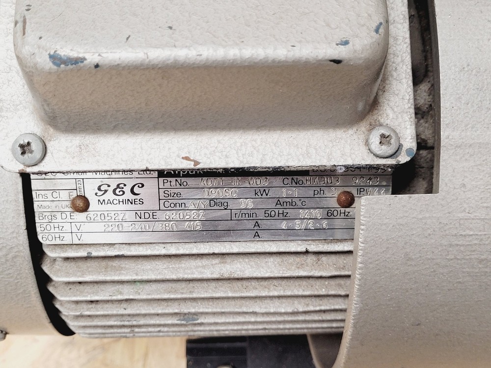 Edwards E2M40 Vacuum Pump 60kg