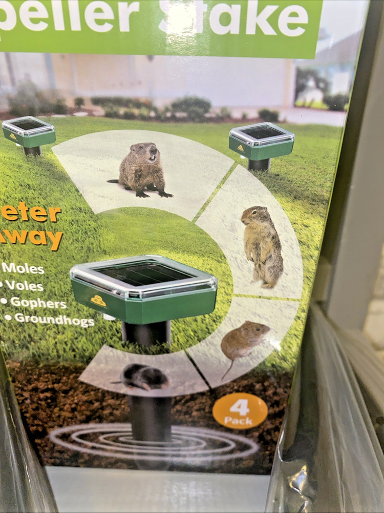 Mole Groundhog Repellent Stakes- 4 Pack -SOLAR POWERED