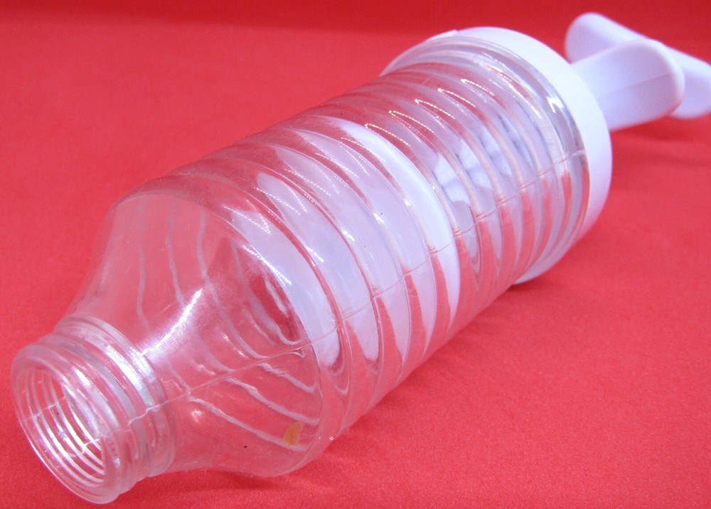 Myco Collection 9 pc. Food Decorating Kit.