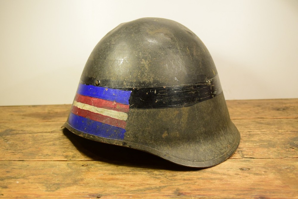 Danish M41 resistance helmet - Original