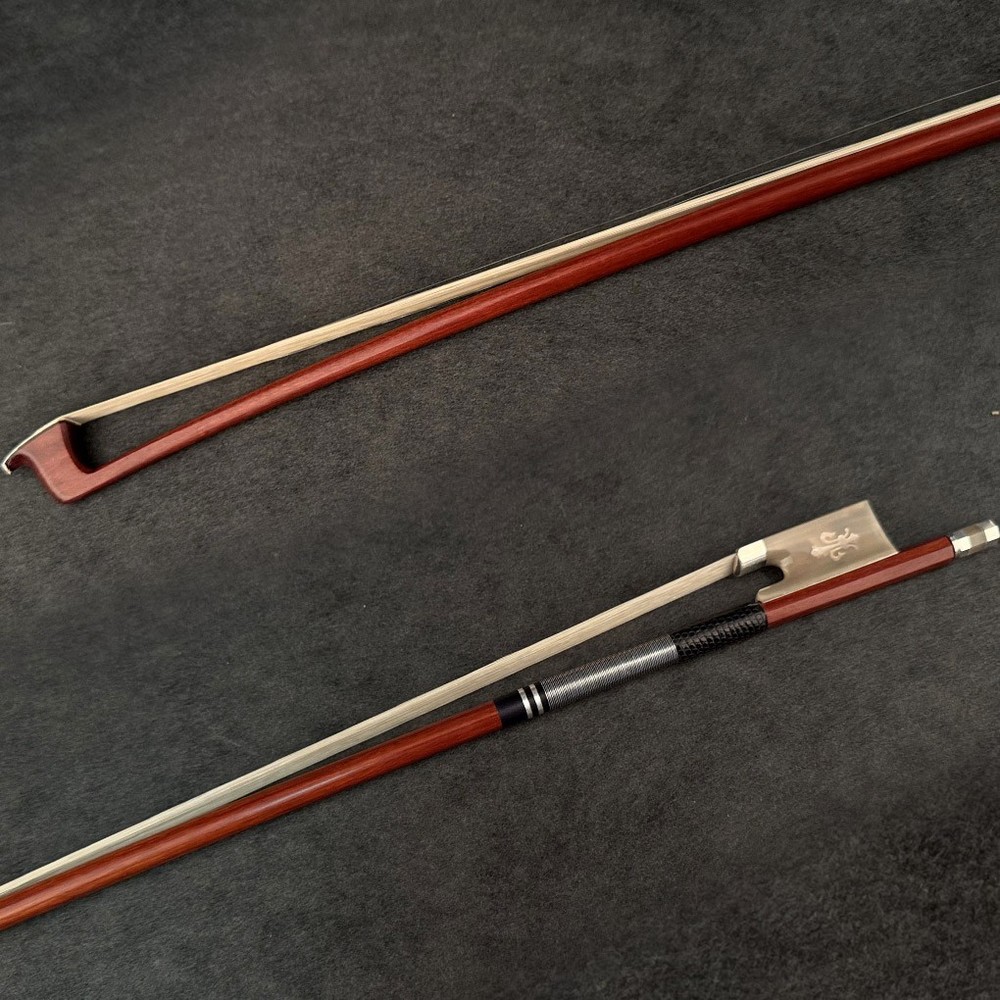 Master Antique Pernambuco Violin Bow 4/4 White OX Fleur-De-Lys Frog Silver Pro