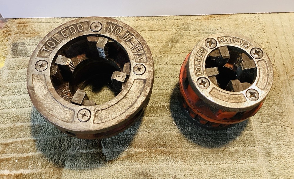 2 TOLEDO Pipe Threader
