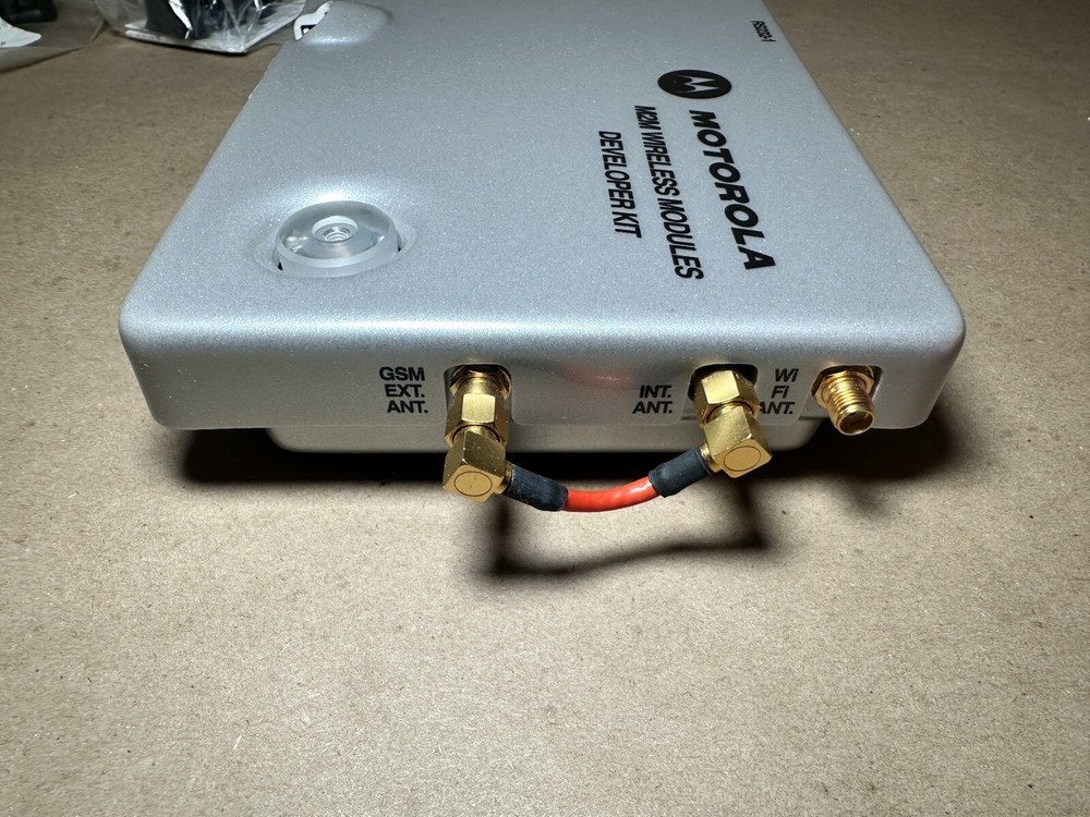 Motorola M2M Wireless Modules Developer Kit w/ Extras | Silver