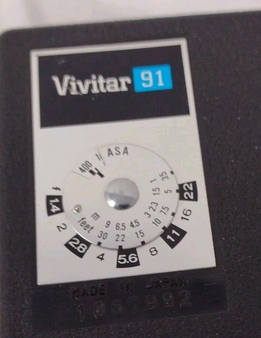 Vivitar 91 Electronic Flash with Manual Untested