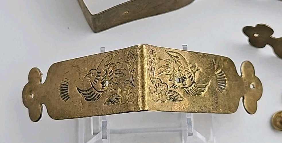 Chinoiserie Chest Trunk Box Corners Brass Front Bottom Bird Tacks