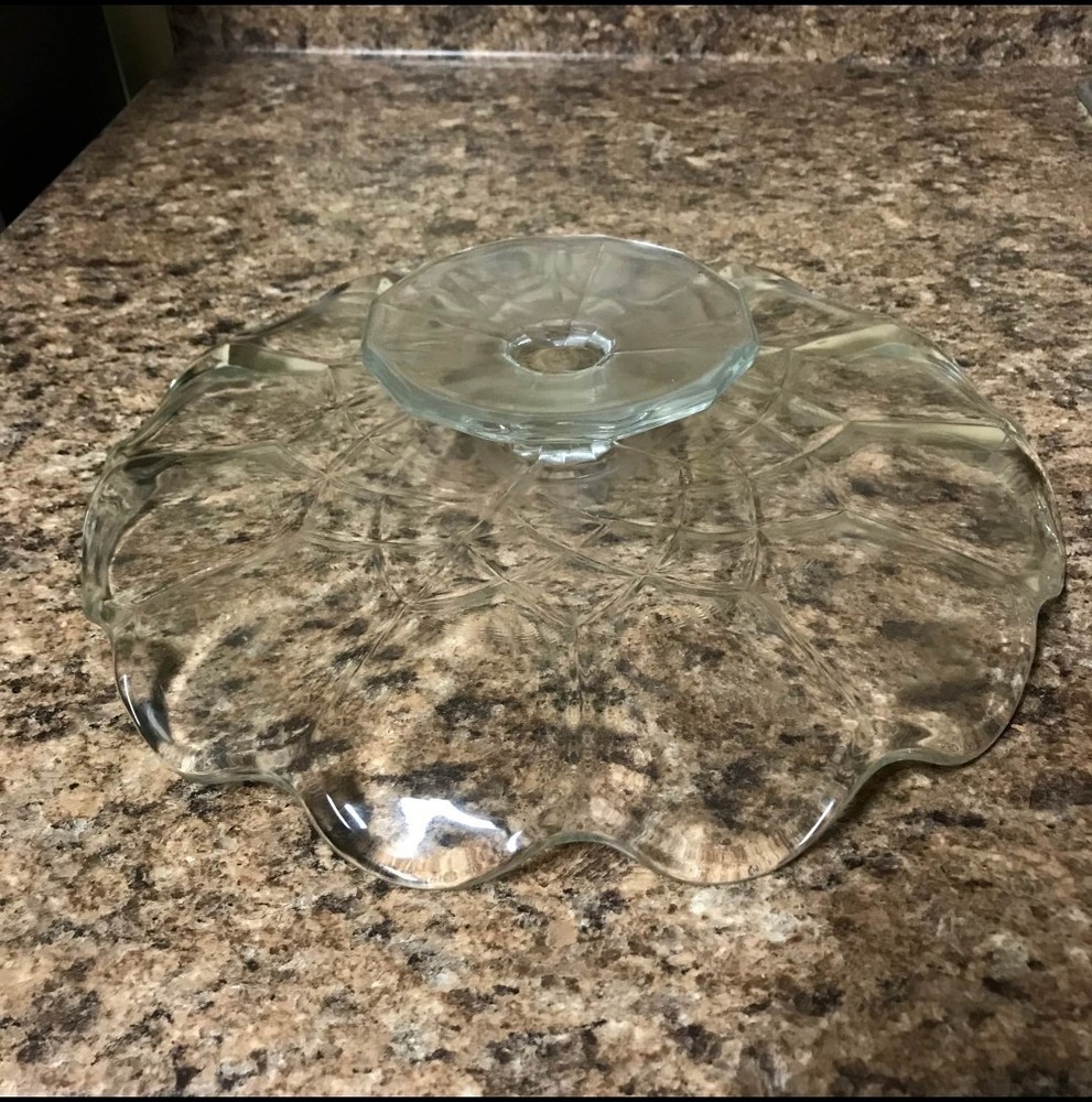 L. E. Smith clear crystal pedestal cake stand 11 3/4” diameter