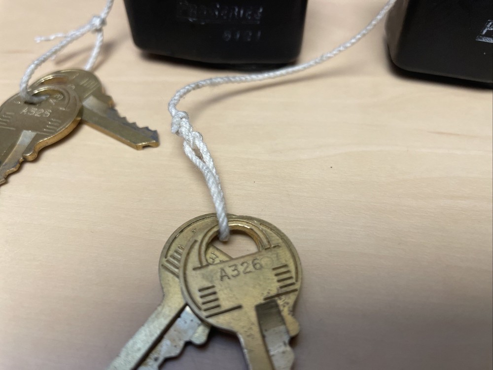 Master Pro series 6121 keyed the same padlocks set of 2, Same Keys