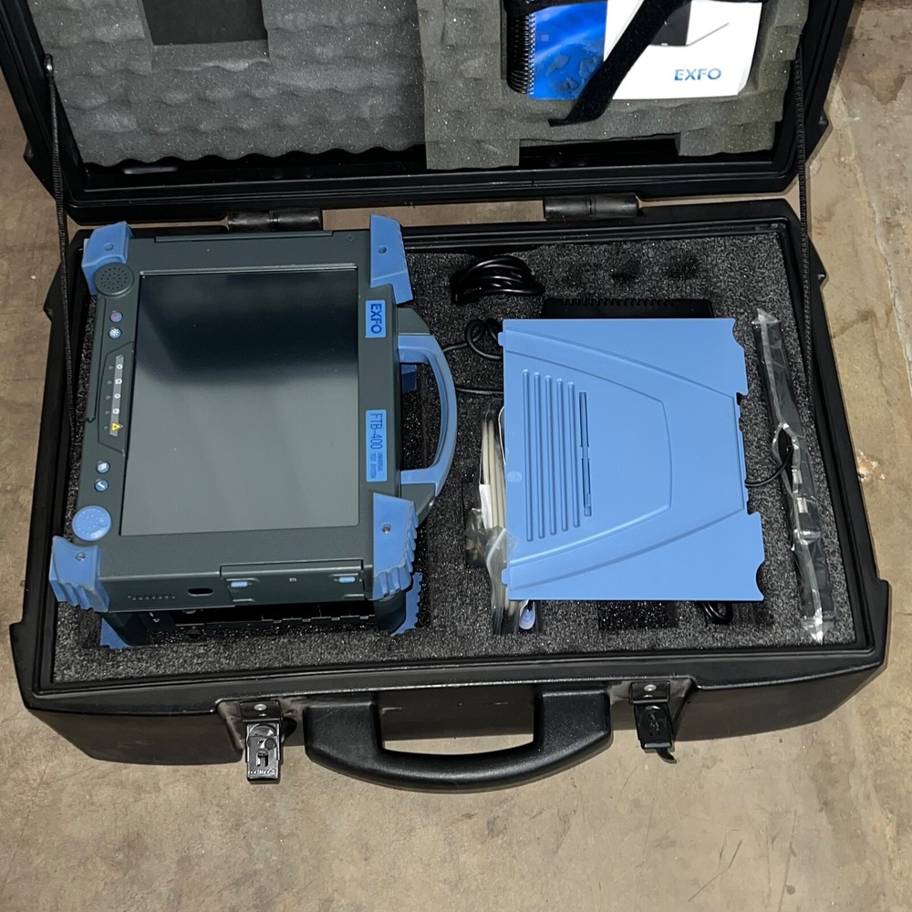 Exfo FTB-400 Universal Test System w/ FTB-5240 Optical Spectrum Analyzer Module