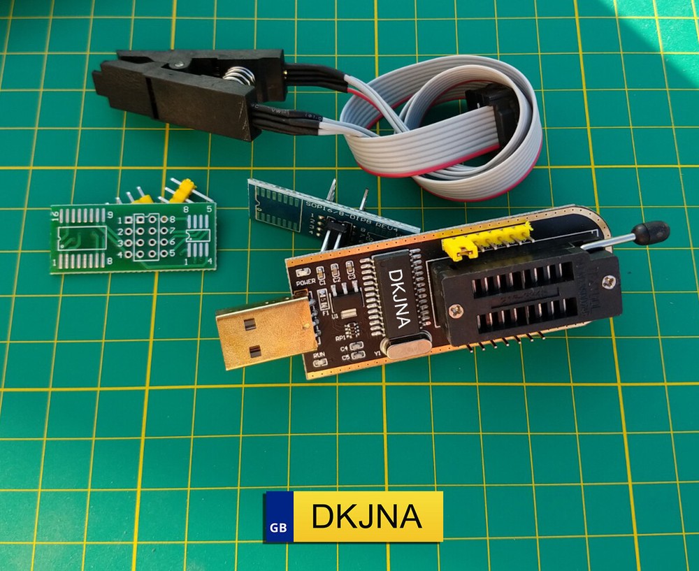 CH341A BIOS USB Programmer Flasher Writer 24 25 Series EEPROM SOP Clip Adapter