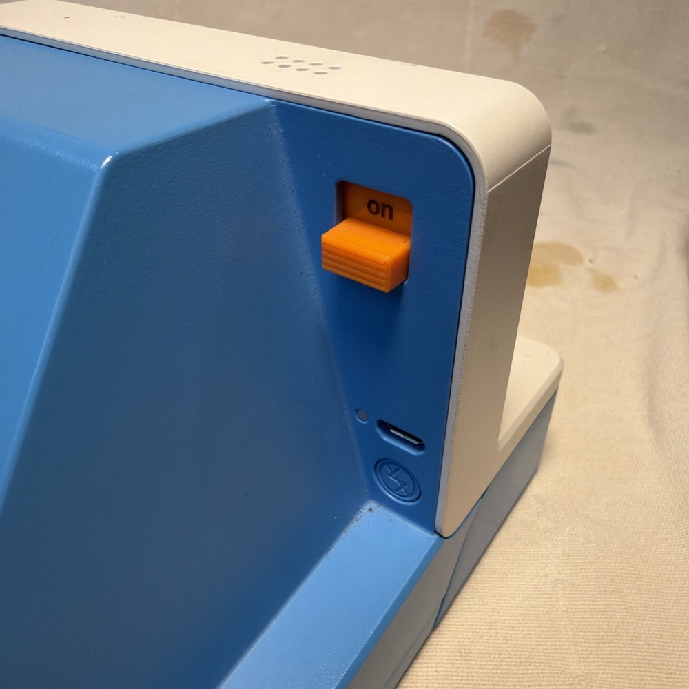 Polaroid One Step 2 Summer Blue I-Type Instant Camera No Charger Tested