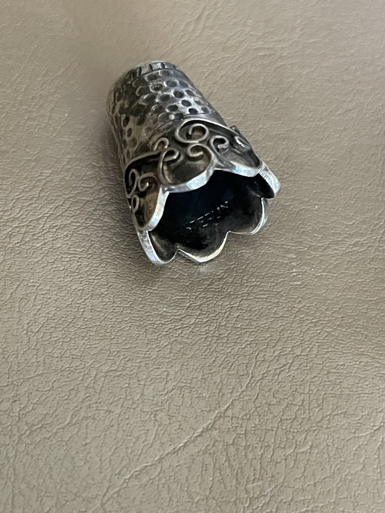 Vintage Sterling Silver Thimble (W22)