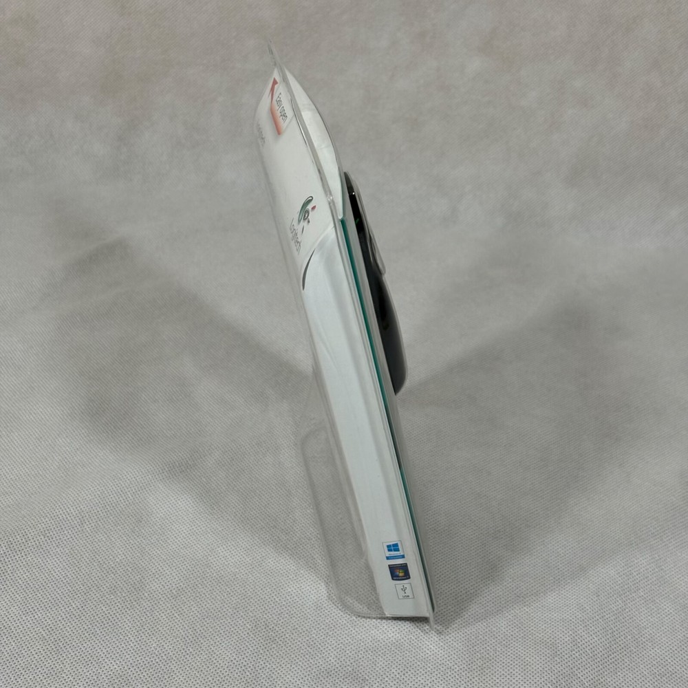 Logitech Wireless Presenter R400 Laser Pointer Remote Control