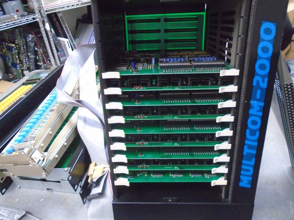 Bogen Multicom-2000 Controller with 9 boards and 7 modules