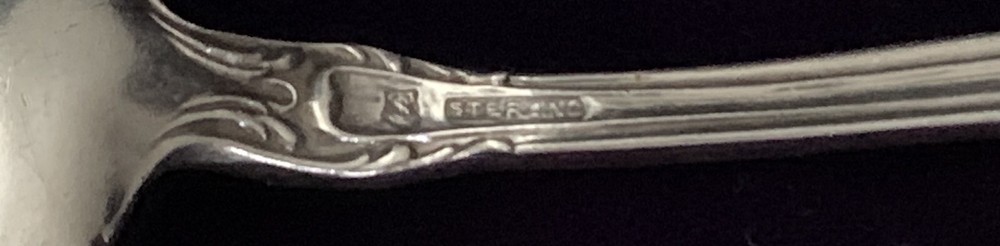 Lunt Sterling Flatware, Tudor, Beef Fork, 7 inches