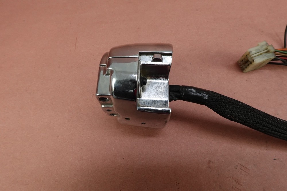 1992 Harley Davidson Dyna Glide Custom - FXDC Right Hand Control Switch