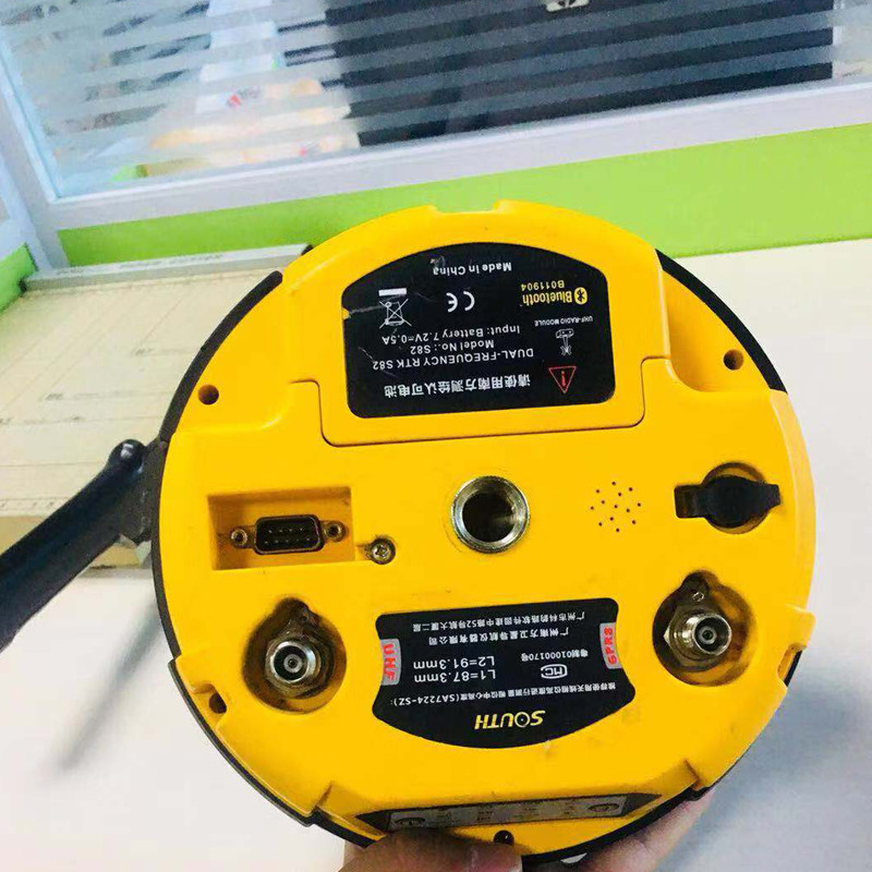 South S82 GPS - 2 Sold - only one