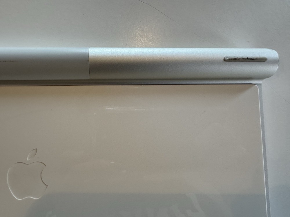 Apple A1314 Wireless Keyboard Tested Working