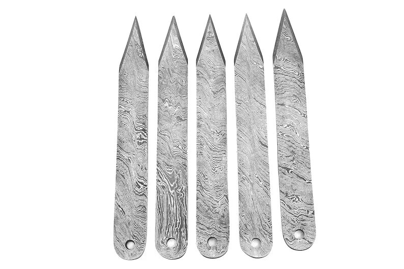 KNIFE SET WITH  LEATHER COVER