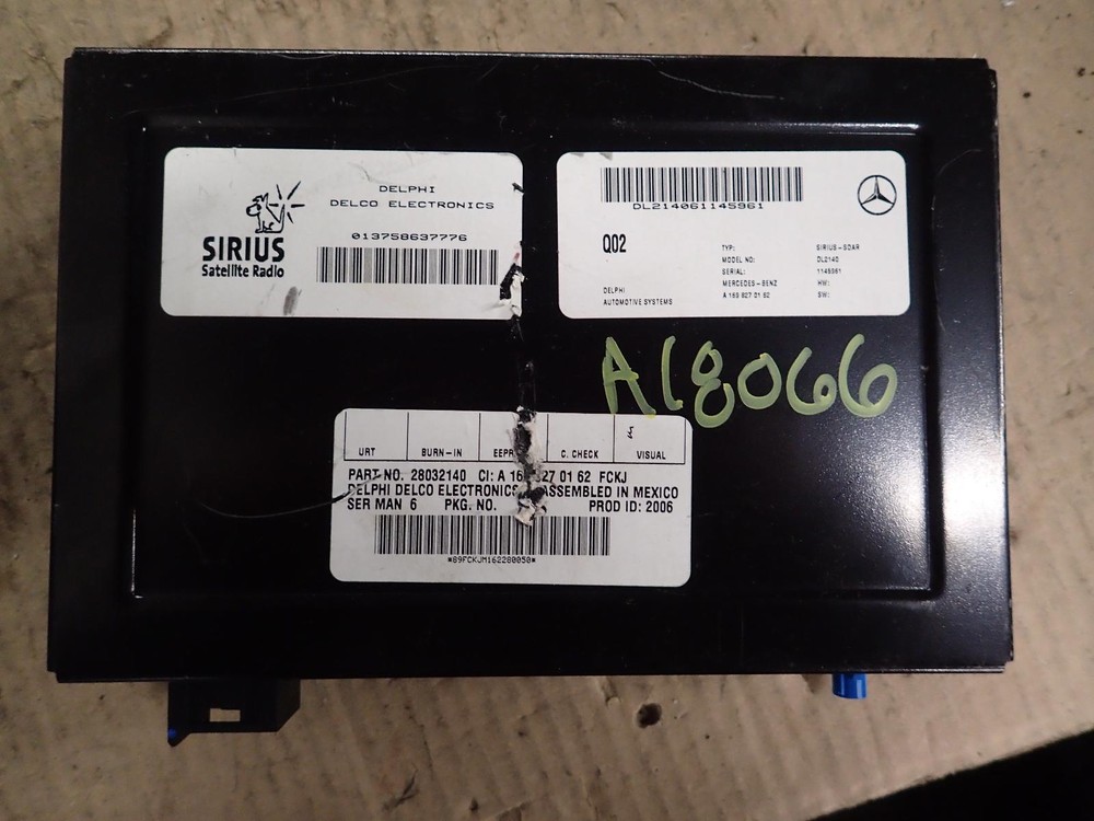 07 MERCEDES GL450: Receiver, Satellite, Module ID# 1698270162