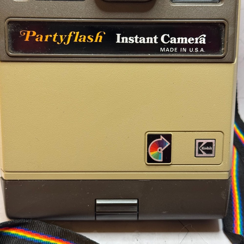 Vintage 1970s Kodak Partyflash Instant Camera Flash Made in USA Untested EUC
