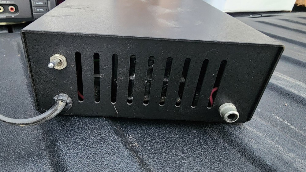 E-TEK FR-4tr FREQUENCY READOUT/COUNTER for HAM Radio