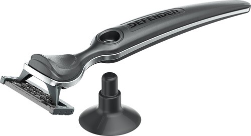 Defender Razor with 8 Sensitive refill cartridges
