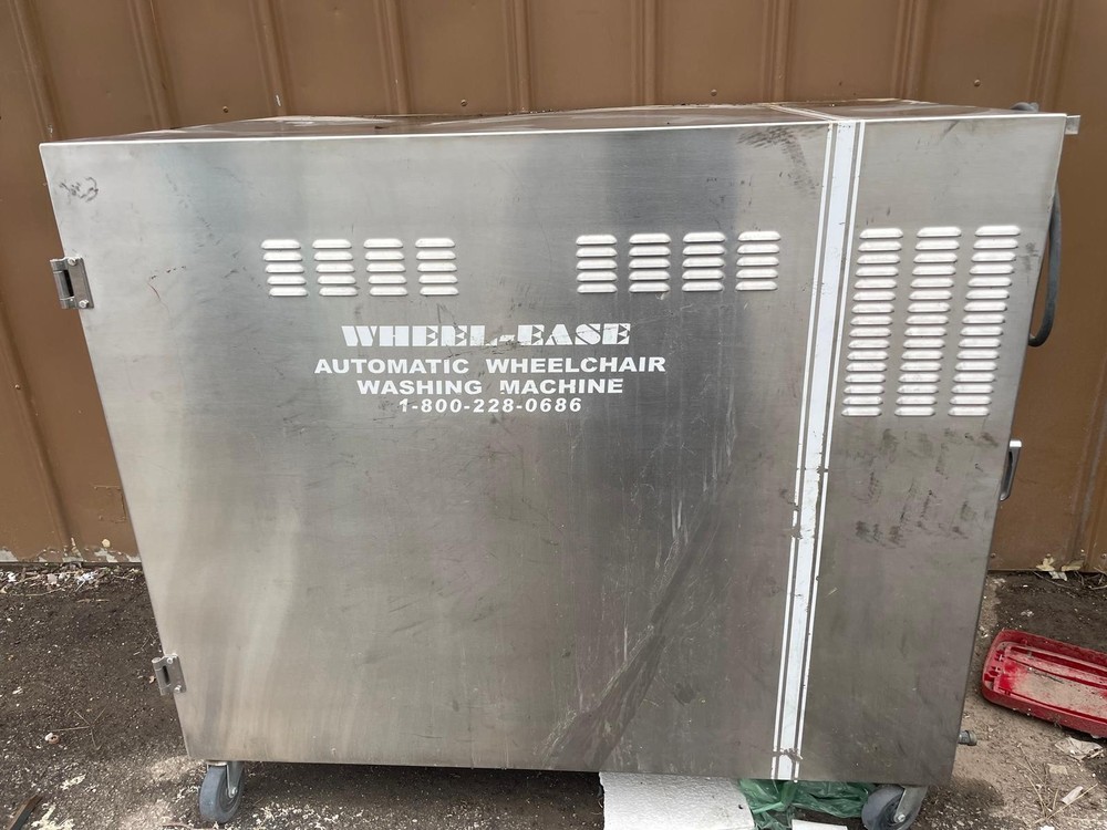 AUTOMATIC WHEELCHAIR WASHING MACHINE