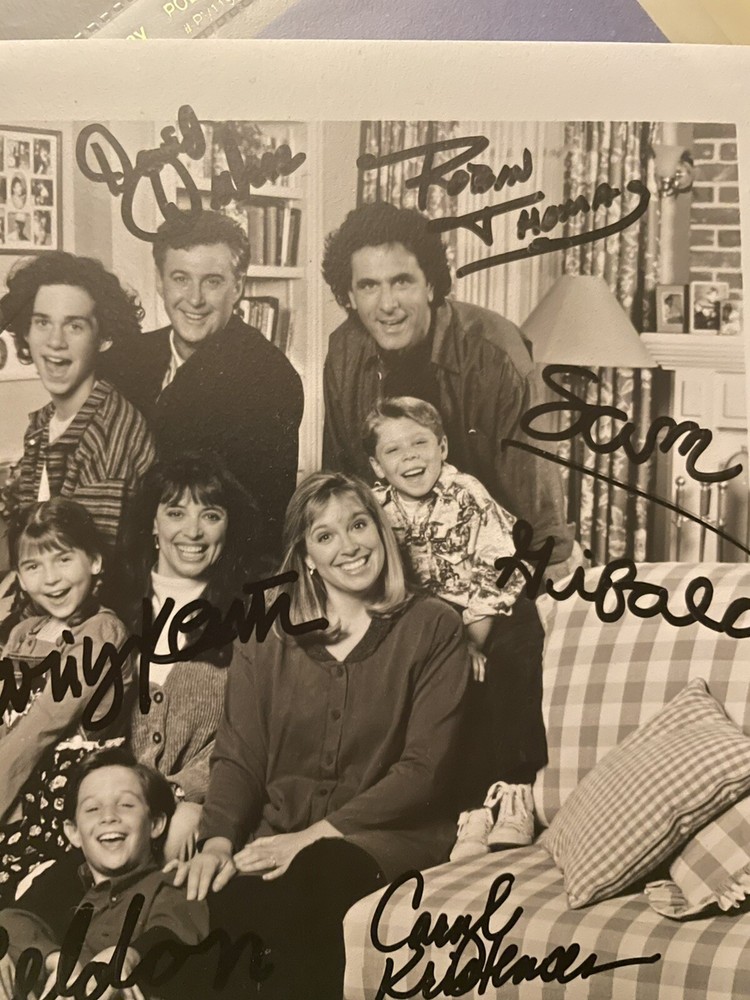 the cast of “Mommies” autographed!