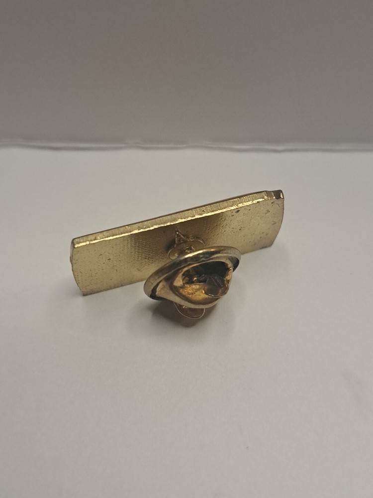 Schlitz Light Beer Can Lapel Hat Jacket Pin Vintage Enamel