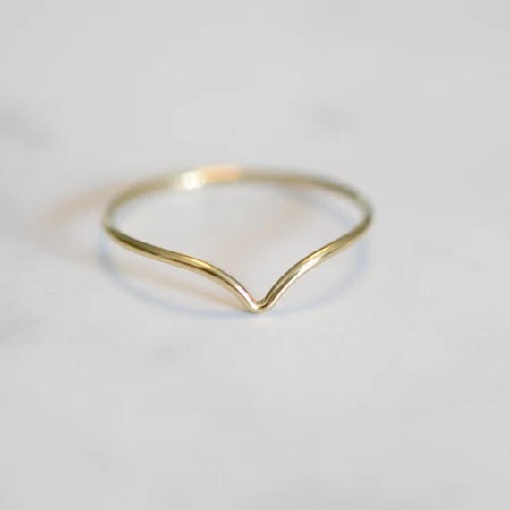 14k Thin Gold Ring Chevron Stackable. SIZE: 5, 6, 7, 8