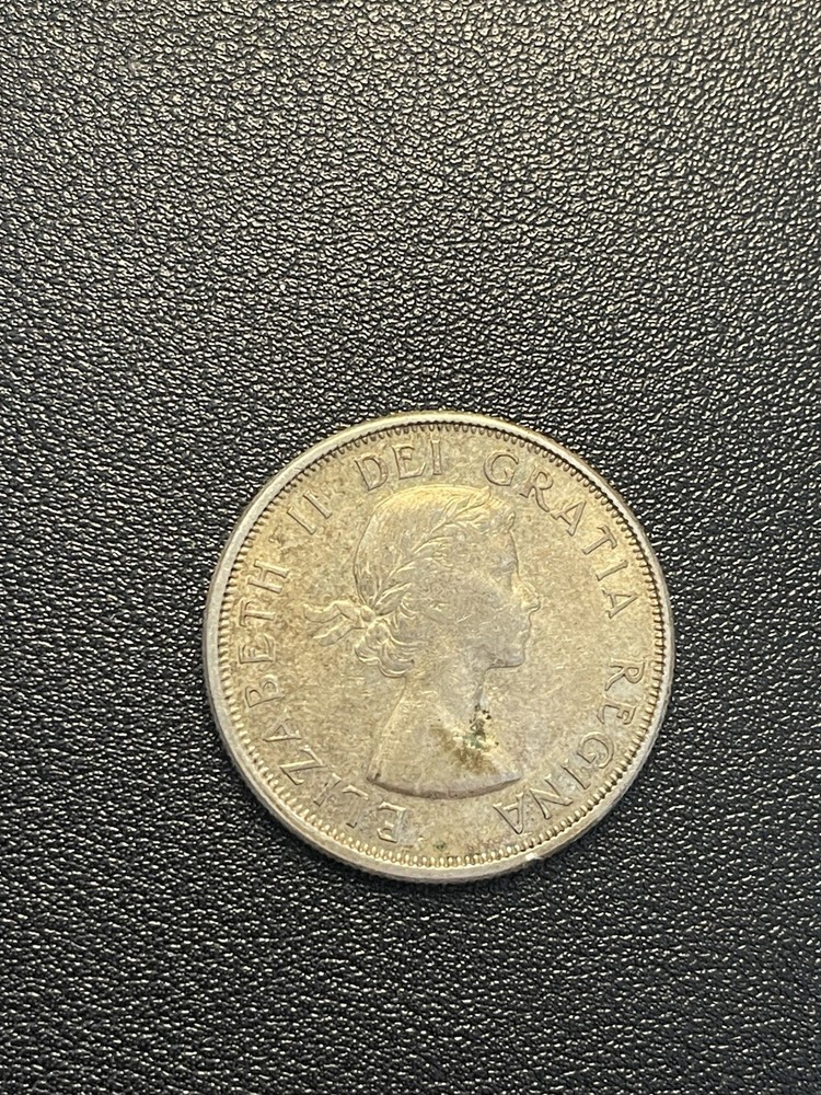 1963 CANADA SILVER 50 CENTS COIN
