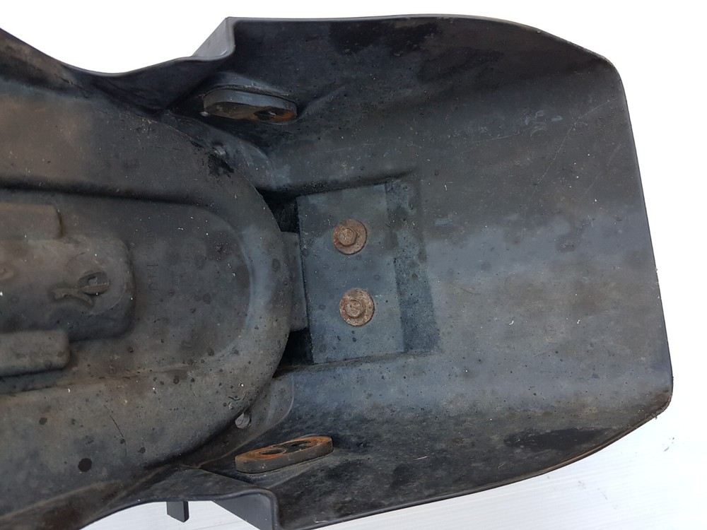 Kawasaki er500 rear plate holder fairing