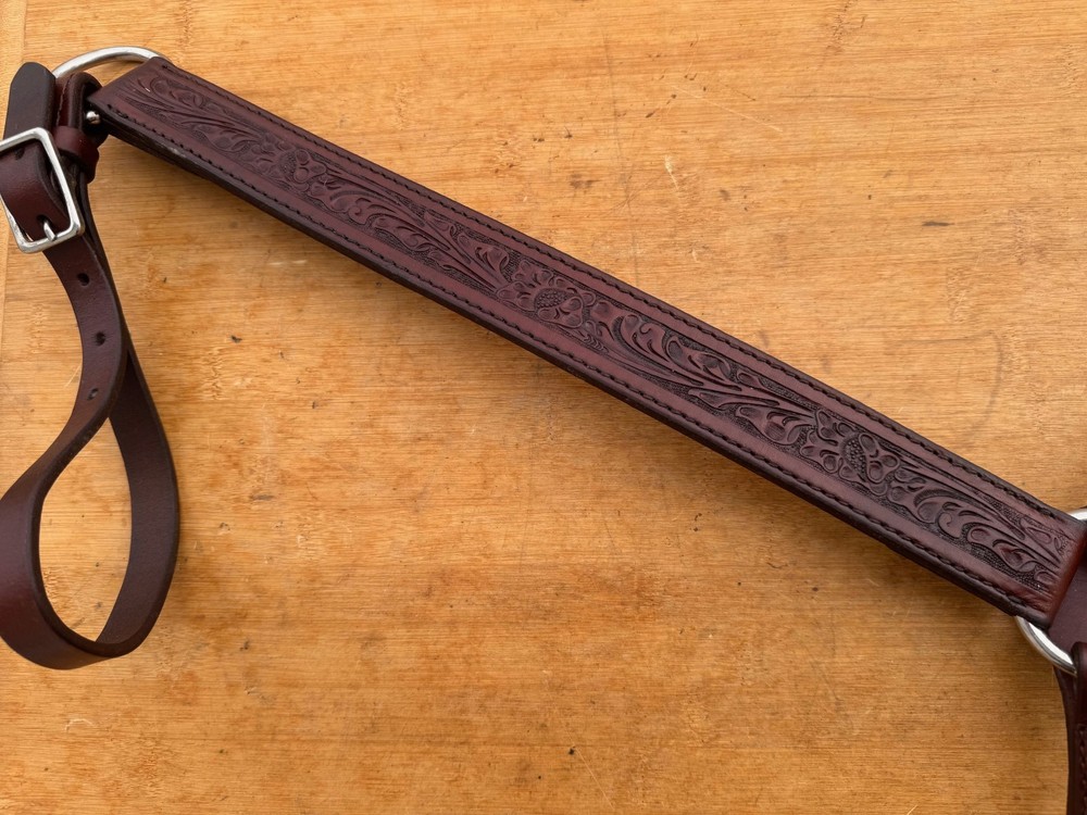 CIRCLE Y Tooled Western Breast Collar 4 Saddle