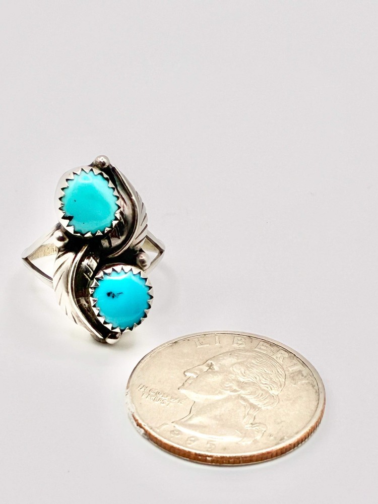 Sterling Silver Turquoise Leaf Navajo Ring - Size 6.75