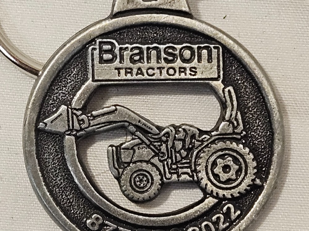 NEW BRANSON TRACTOR CO. 2 SIDED METAL KEYCHAIN FEATURING LOADER TRACTOR