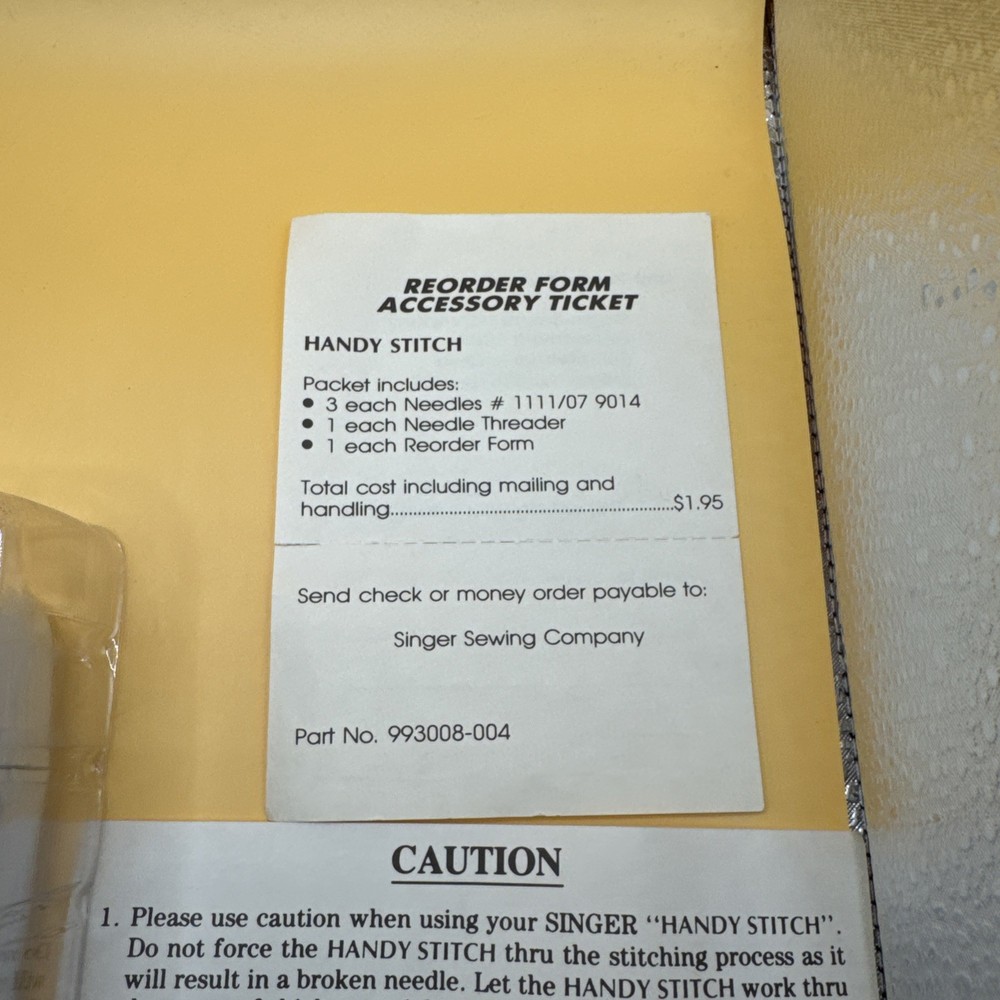 Singer Handy Stitch Sewing Machine Model CEX300KE Portable