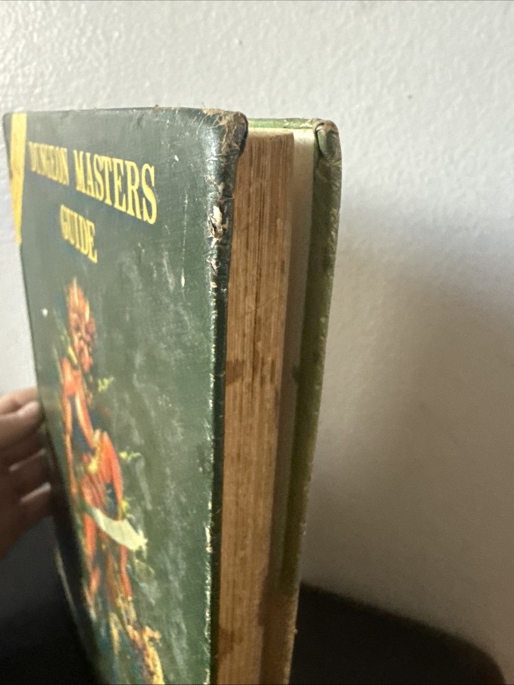 TSR AD&D DUNGEON MASTERS GUIDE RARE 1979 Revised Edition