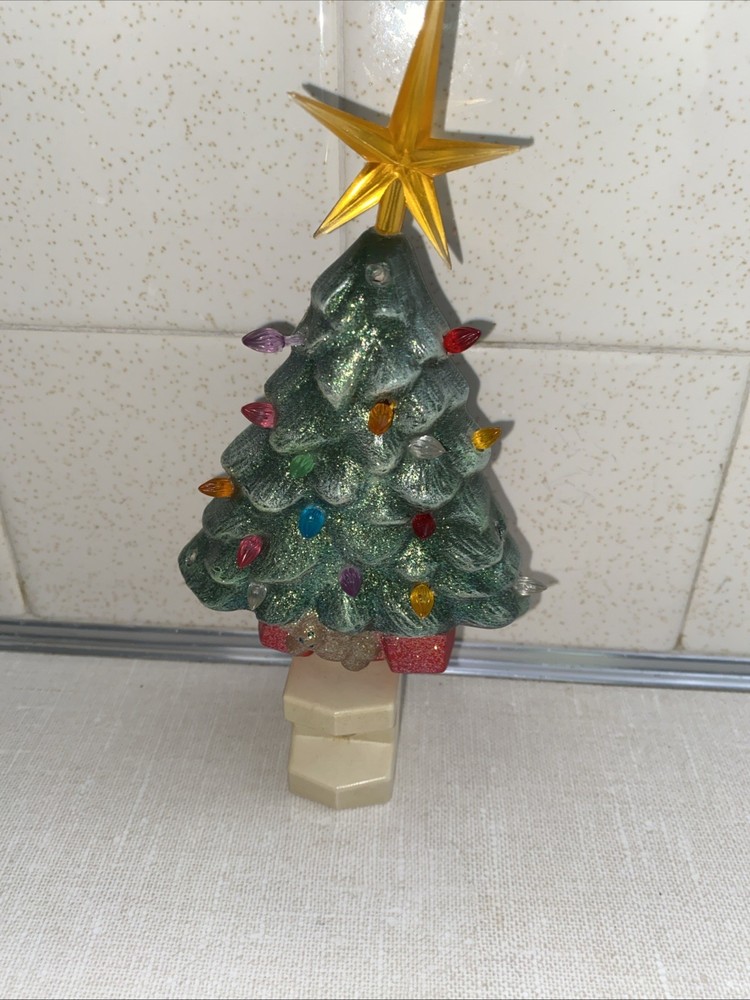 VTG Ceramic Christmas Tree Nightlight Plug In *READ Bulb Base Stuck