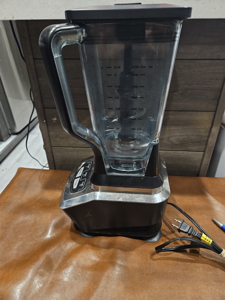 Ninja Black Blender Model #BL700 30 tested