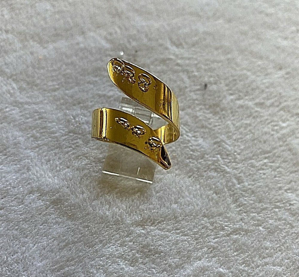 24 pcs ~ Gold Adjustable Ring Blanks with 6 Loops