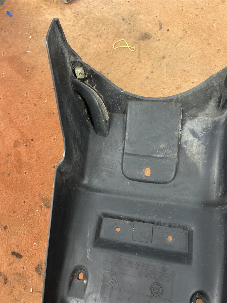 1997 BMW R1100RT Rear Mudguard Number Plate Mounting