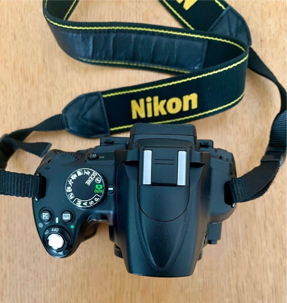 Nikon D5000 digital SLR camera double lens set