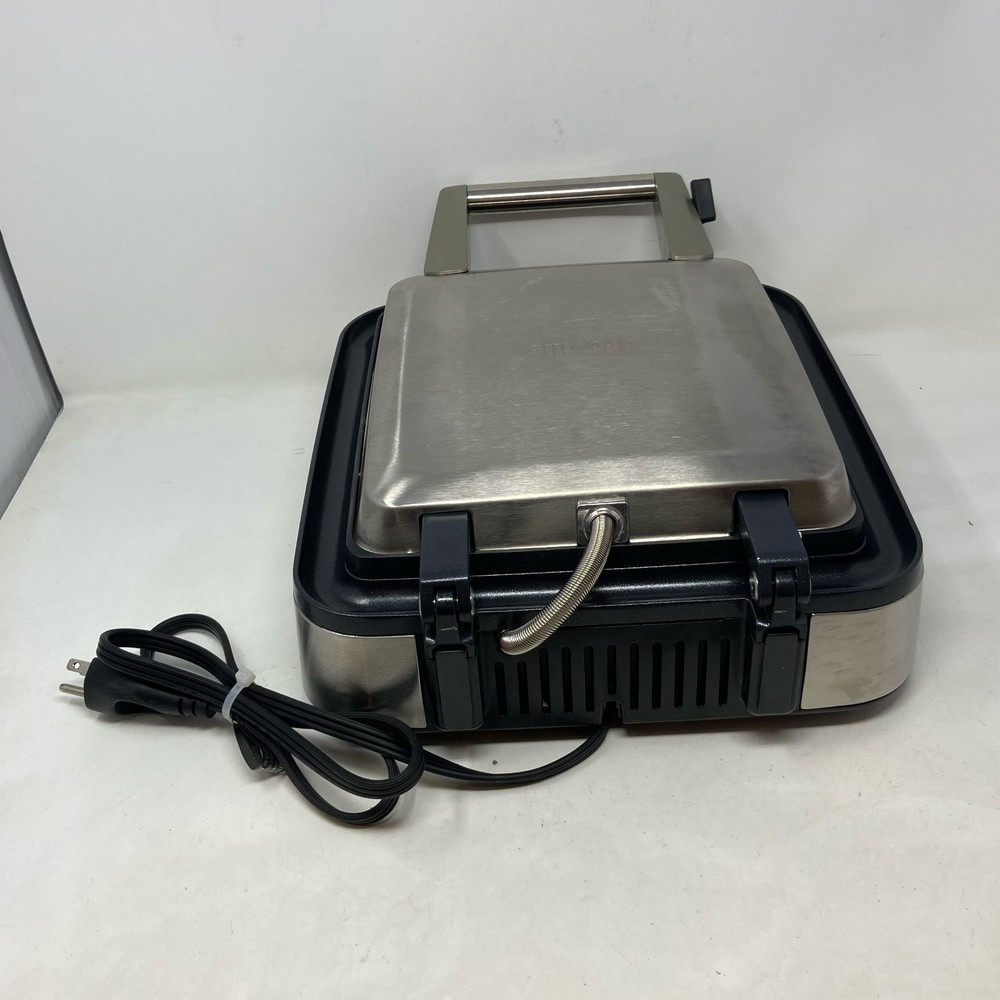 Breville Smart Waffle Pro 4-Slice Waffle Maker, Silver