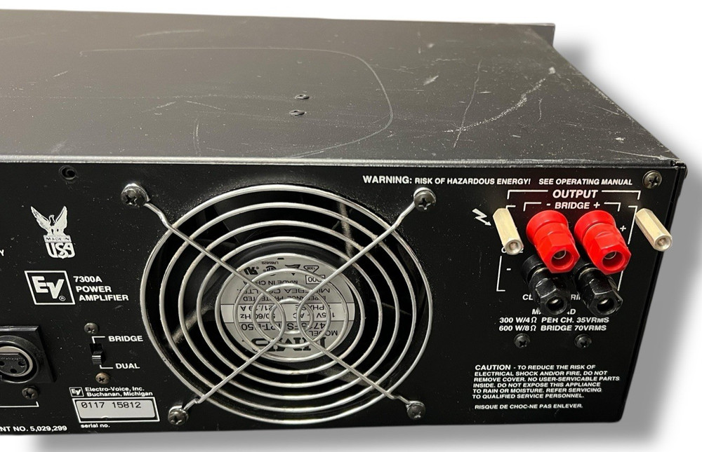 Electro Voice EV Model 7300A Stereo Power Amplifier - TESTED + POWERS ON!!