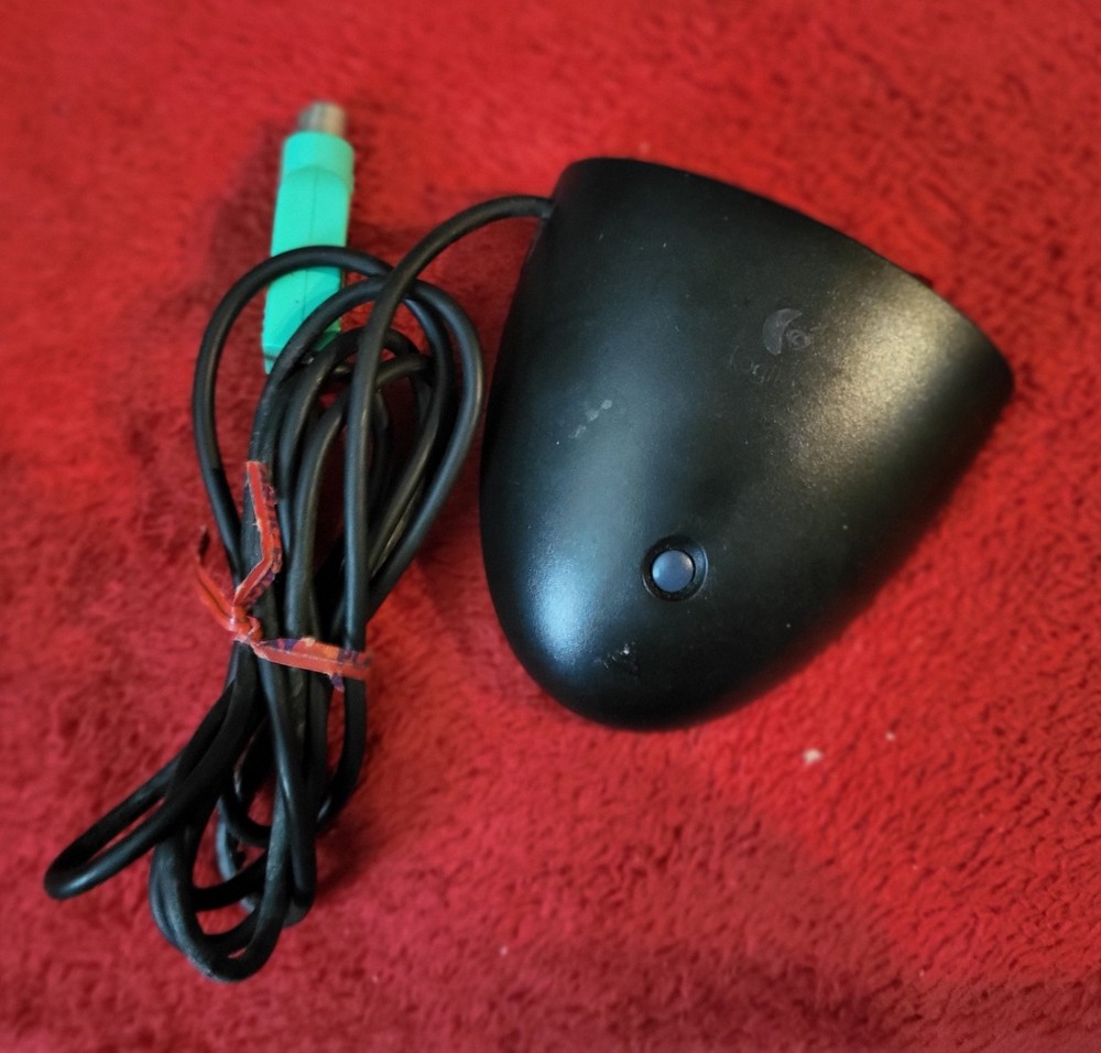 Preowned Logitech Cordless Mouse & Keyboard Receiver