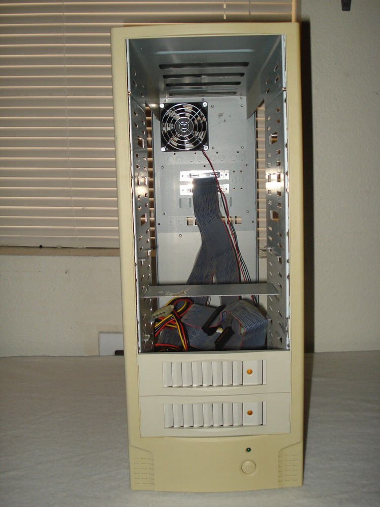 VINTAGE GENERIC SCSI EMPTY PC ATX TOWER COMPUTER CASE -ANTEC POWER SUPPLY-